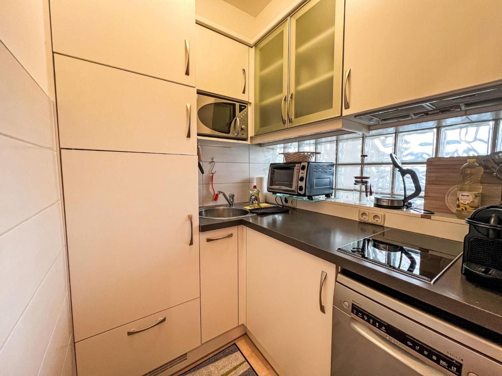 Sunshine Top 12 By Interhome *